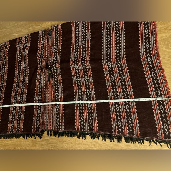 Marc New York Red and Brown Knit Poncho, red and Brown Aztec Boho Cape, one size - Picture 8 of 11